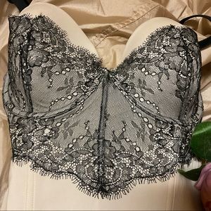 Victoria Secret Black Lace and Cream Background Corset Size 36C